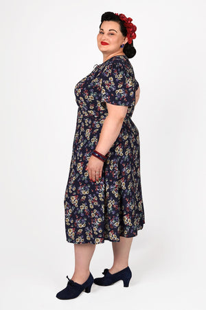 Joan A Line Skirt In  Navy Daisy Print