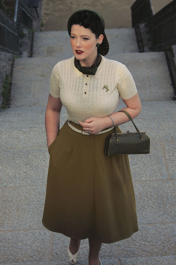 1940s style Below Knee-length Swing Skirt in khaki | Weekend Doll  
