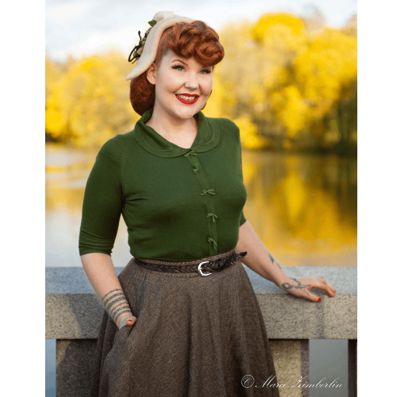 Bring Some Classic Retro Glamour to your Everyday Look