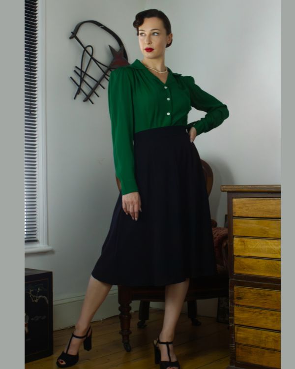 Vintage 1940s Jade Green Long Sleeve Blouse and Black A line Skirt