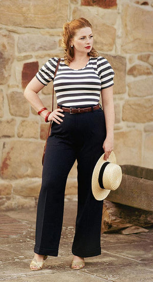 Short 1930s and 40s Classic High Waist Wide Leg Trousers in Navy