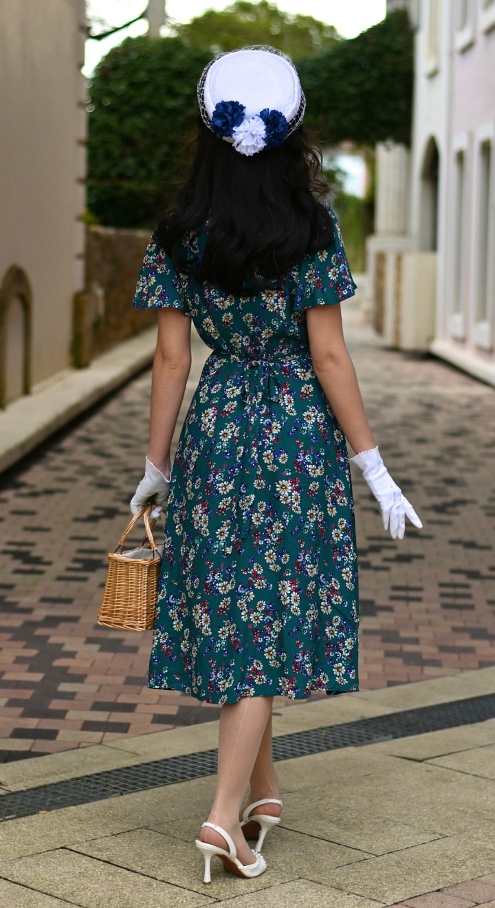 Vintage Inspired Teal Ditsy Floral Print Knee Length Tea Dress | 1930s & 1940s Style | Weekend Doll Vintage Inspired Teal Ditsy Floral Print Knee Length Tea Dress | 1930s & 1940s Style | Weekend Doll