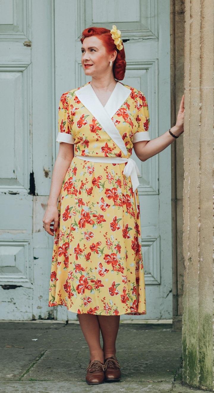 Retro tiki dress 2025