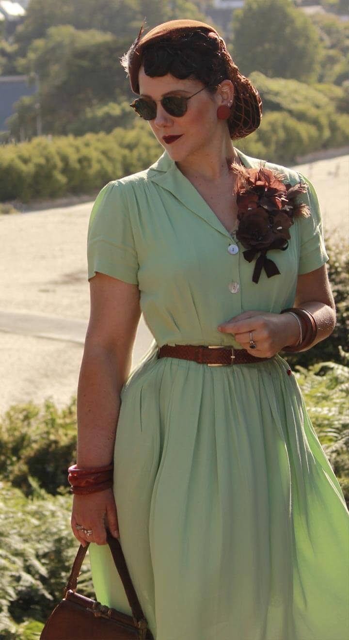 1940s shirt dress in vintage style from The House of Foxy This rich jewel tone teal satin shirt dress will make even Agent Carter jealous Sunglasses Mint Green Shirt Dress