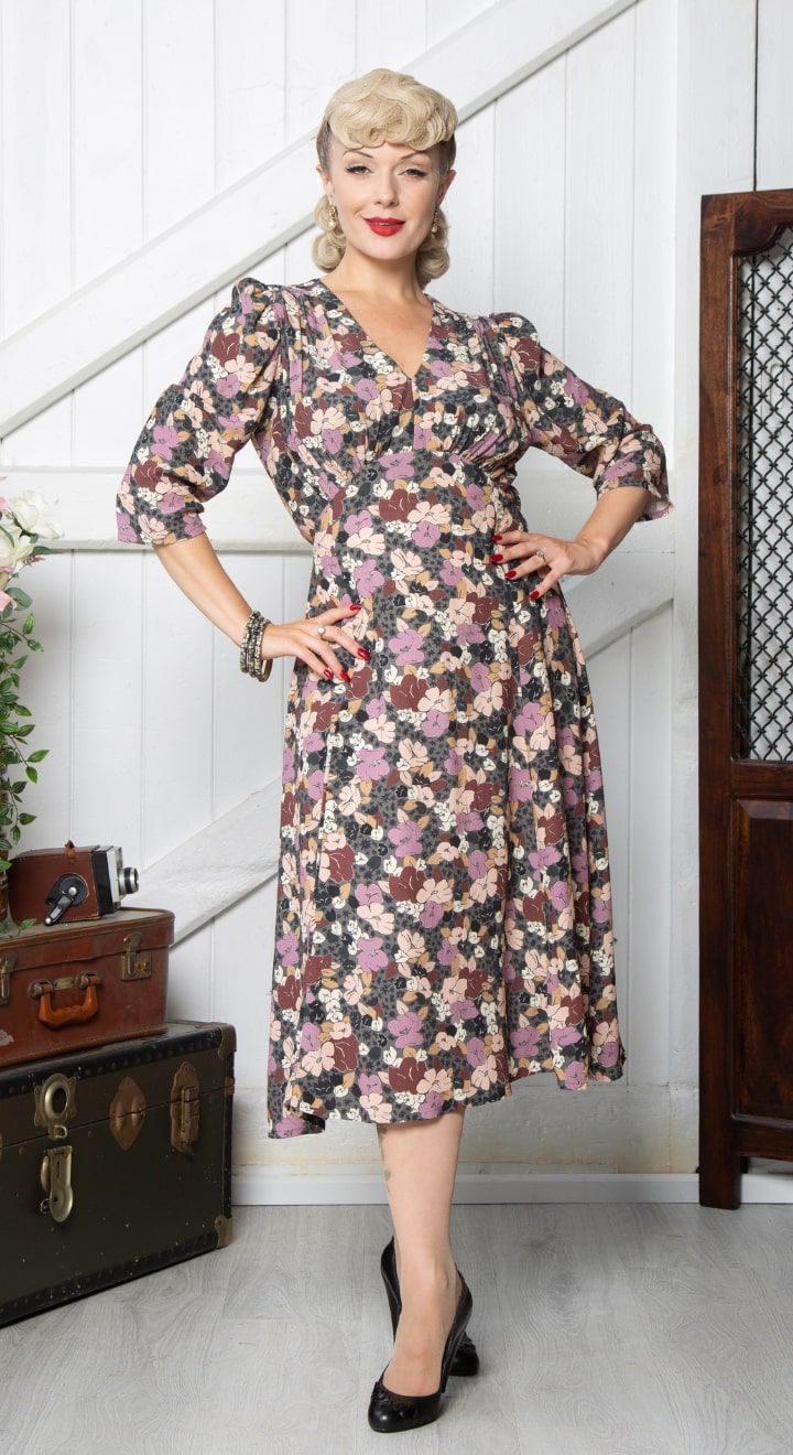 Vintage Inspired Grey Floral Print Knee Length Tea Dress | 1930s & 1940s Style | Weekend Doll 