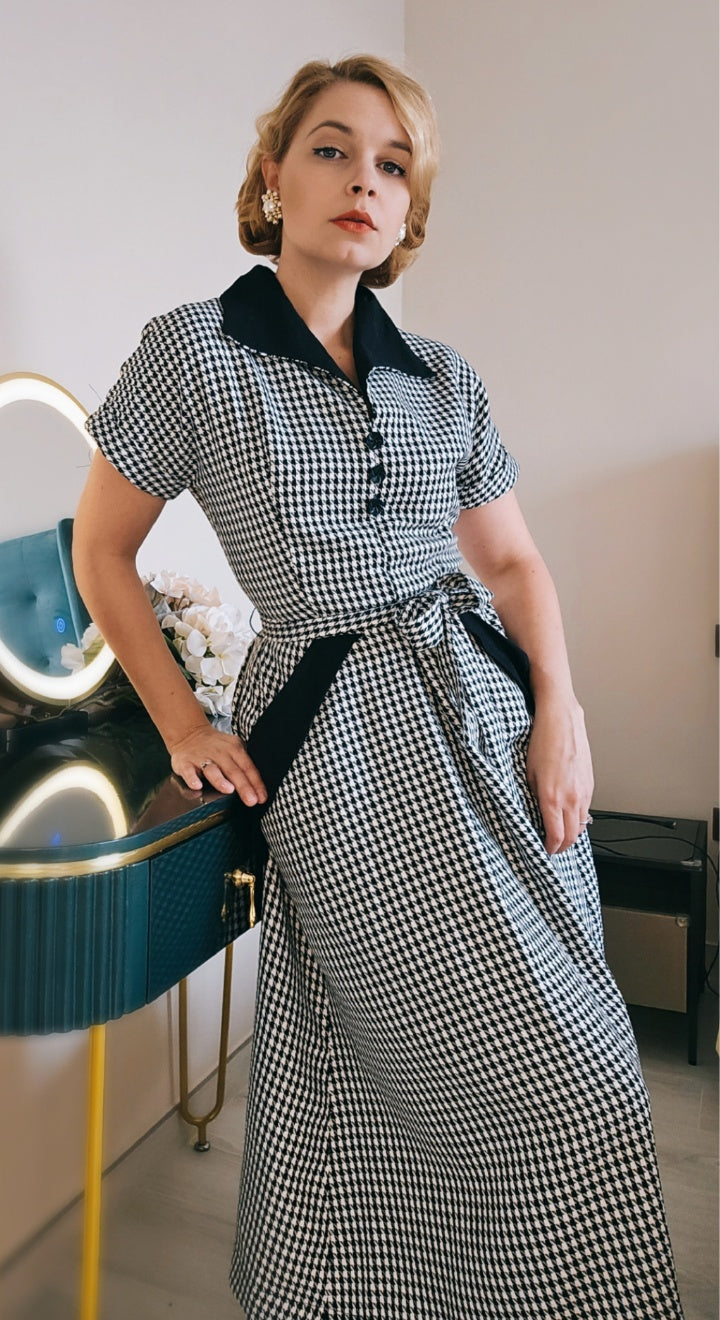 Vintage Inspired Black and White Dogtooth Knee Length Shirt Dress | 1940s & 1950s Style | Weekend Doll Vintage Inspired Black and White Dogtooth Knee Length Shirt Dress | 1940s & 1950s Style | Weekend Doll
