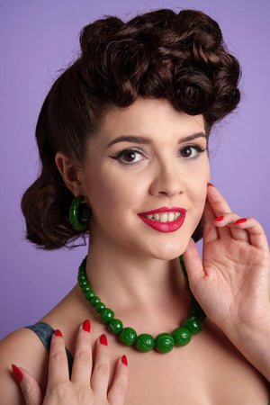 Splendette Forest Green Heavy Carve Fakelite Bead Necklace | 1940s & 50s Style | Weekend Doll 