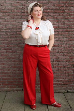 1940s and 50s Style Short Sleeve Pussy Bow Blouse In Ivory   | Vintage Inspired | Weekend Doll 